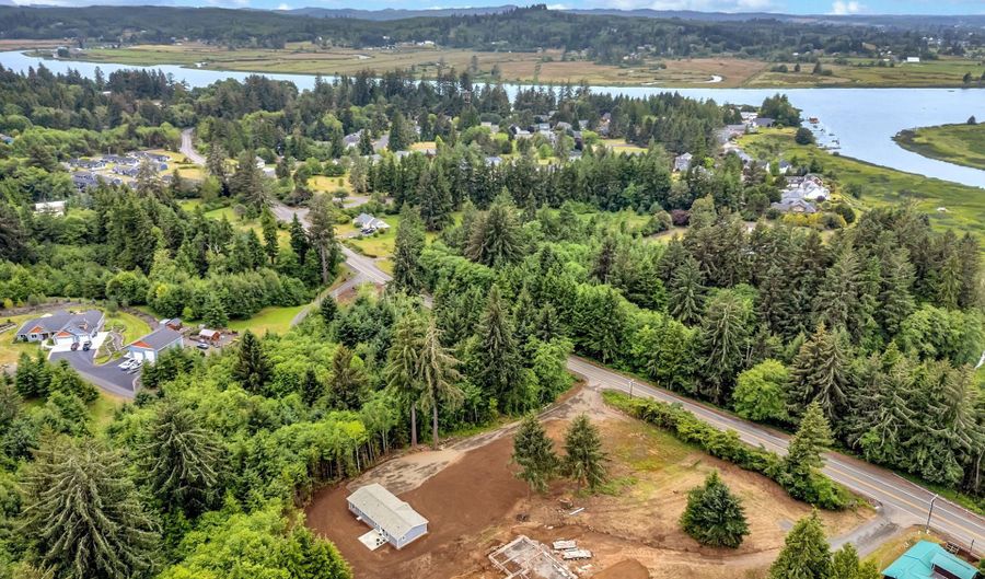 91963 Hwy 202, Astoria, OR 97103 - 3 Beds, 2 Bath