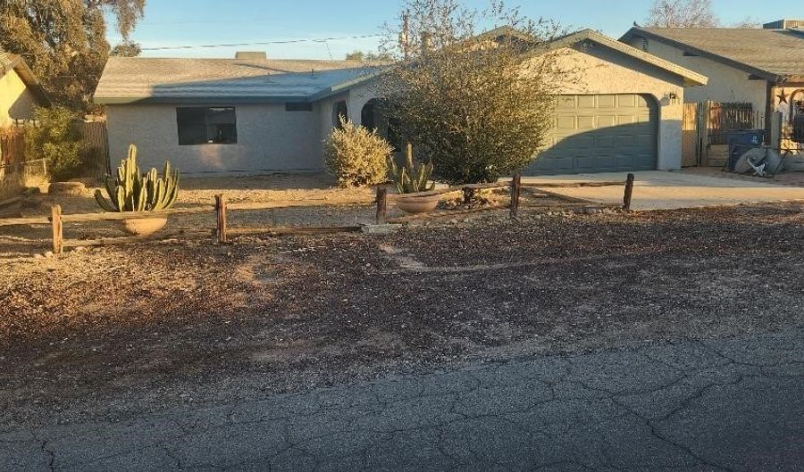 417 Fox Dr, Bullhead City, AZ 86442 - 2 Beds, 2 Bath