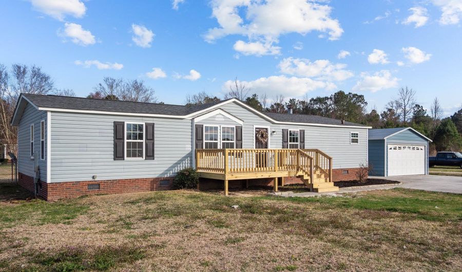 1105 Haw Branch Rd, Beulaville, NC 28518 - 3 Beds, 2 Bath