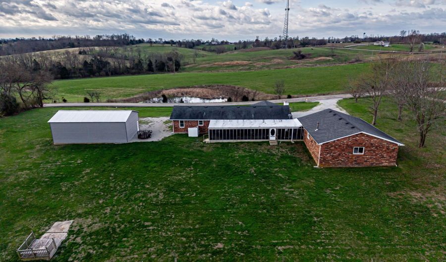 1582 Stringtown Rd, Bardstown, KY 40004 - 3 Beds, 3 Bath
