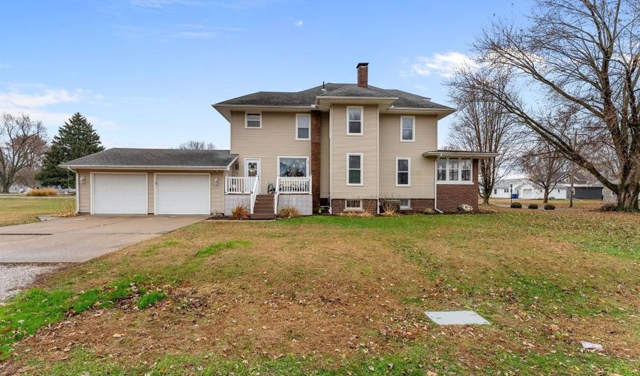 308 NE 3RD Ave, Aledo, IL 61231 - 4 Beds, 2 Bath