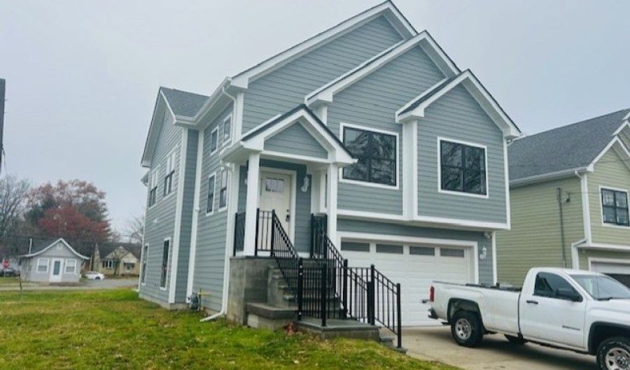 68 Garrison Ave, Andover, NJ 07801 - 5 Beds, 3 Bath