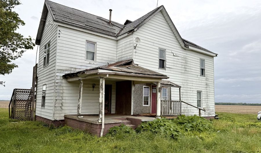 6515 N County Road 550 W, Arlington, IN 46104 - 5 Beds, 2 Bath