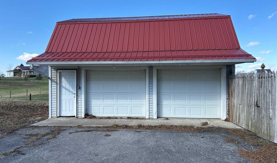 4409 County Road 60, Auburn, IN 46706 - 4 Beds, 2 Bath