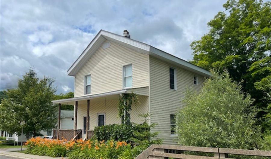 193 Main St, Andes, NY 13731 - 6 Beds, 3 Bath