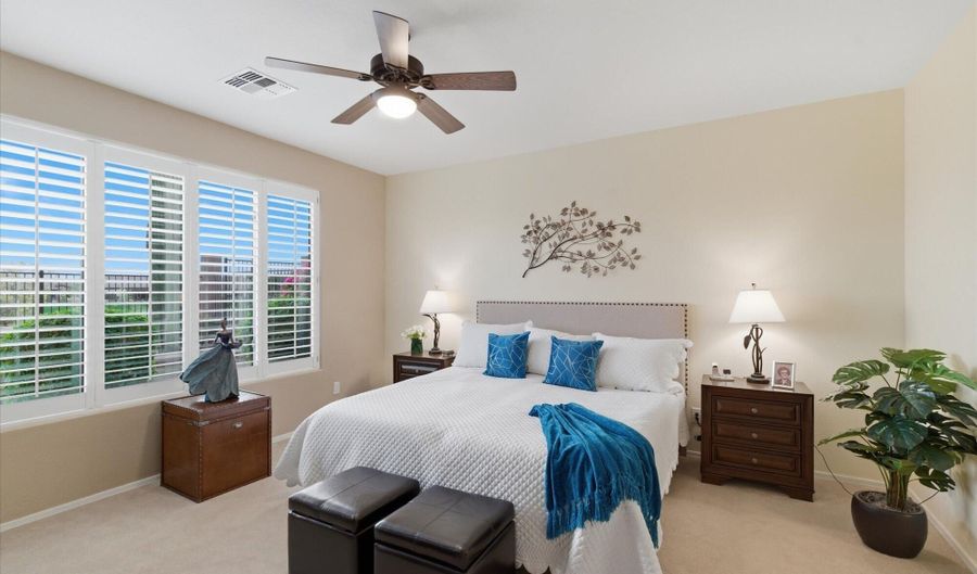 40810 N NOBLE HAWK Way, Anthem, AZ 85086 - 2 Beds, 2 Bath
