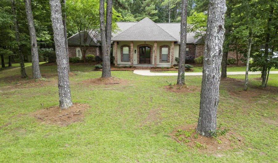 191 N Brandon Blvd, Brandon, MS 39042 - 5 Beds, 3 Bath