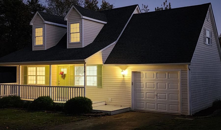 214 Hallock Dr, Abingdon, VA 24210 - 3 Beds, 2 Bath