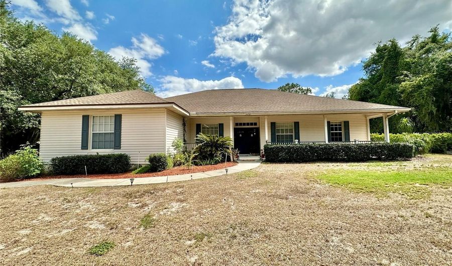 5261 WATERWOOD Dr, Bartow, FL 33830 - 3 Beds, 2 Bath