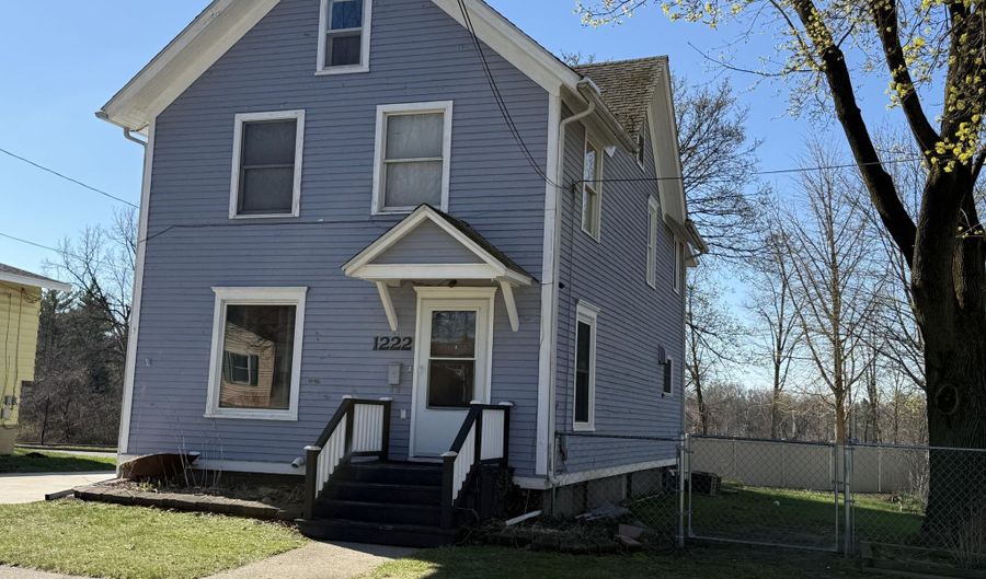 1222 E Porter St, Albion, MI 49224 - 4 Beds, 2 Bath