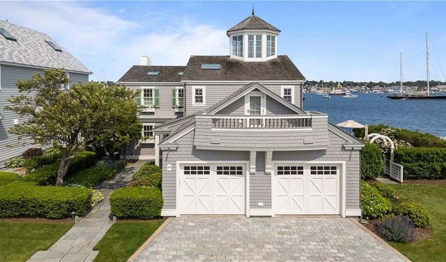 19 Defenders Row 19, Newport, RI 02840 - 3 Beds, 4 Bath