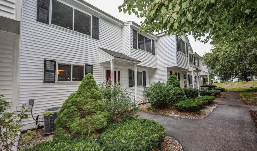 135 Amherst St #29, Amherst, NH 03031 - 2 Beds, 3 Bath