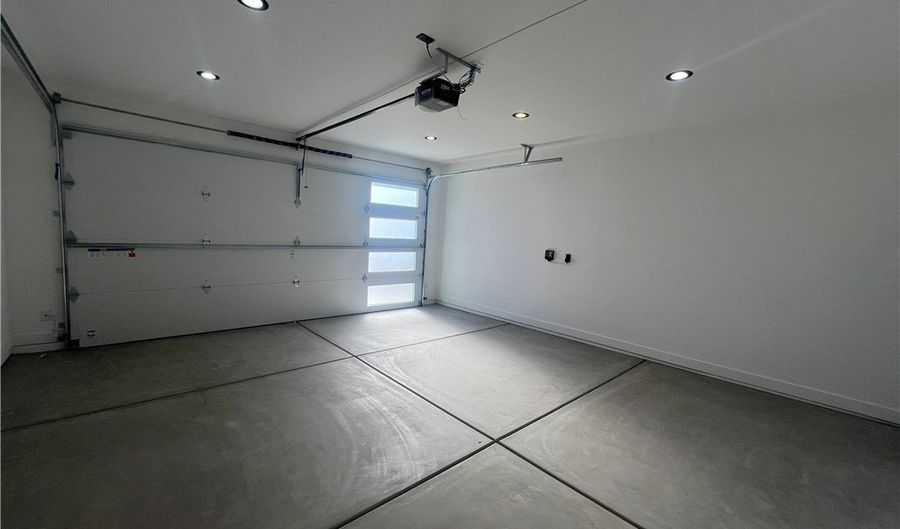 949 Harbor Dr, Bullhead City, AZ 86442 - 3 Beds, 2 Bath