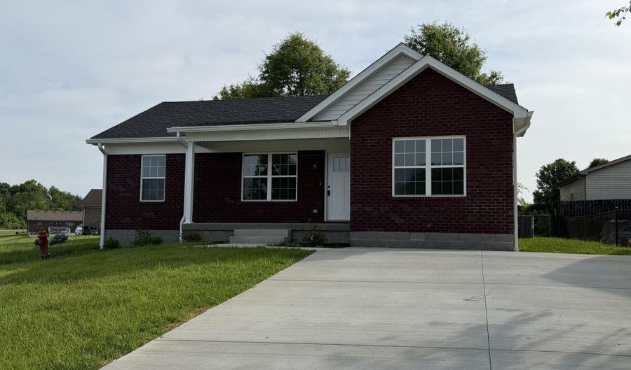 100 Clear Spring Dr, Bardstown, KY 40004 - 3 Beds, 2 Bath