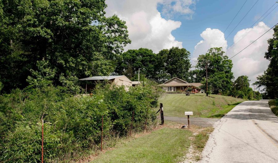 2263 Shouse Ford Rd, Amity, AR 71929 - 3 Beds, 2 Bath