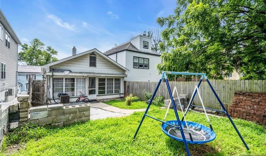 31 Mount Prospect Ave, Belleville, NJ 07109 - 3 Beds, 2 Bath