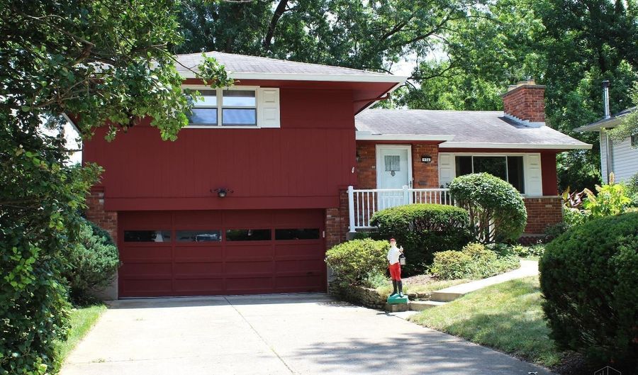 934 Anderson Hills Dr, Anderson Twp., OH 45230 - 3 Beds, 2 Bath
