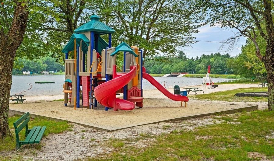364 Brier Crest Rd, Blakeslee, PA 18610 - 3 Beds, 1 Bath