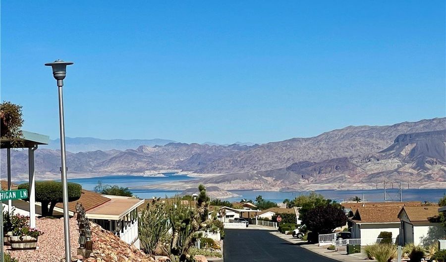595 Lake Michigan Ln, Boulder City, NV 89005 - 2 Beds, 2 Bath