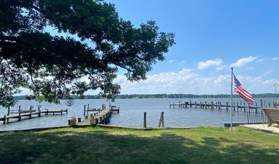 2028 PARK BEACH Dr, Aberdeen, MD 21001 - 4 Beds, 2 Bath