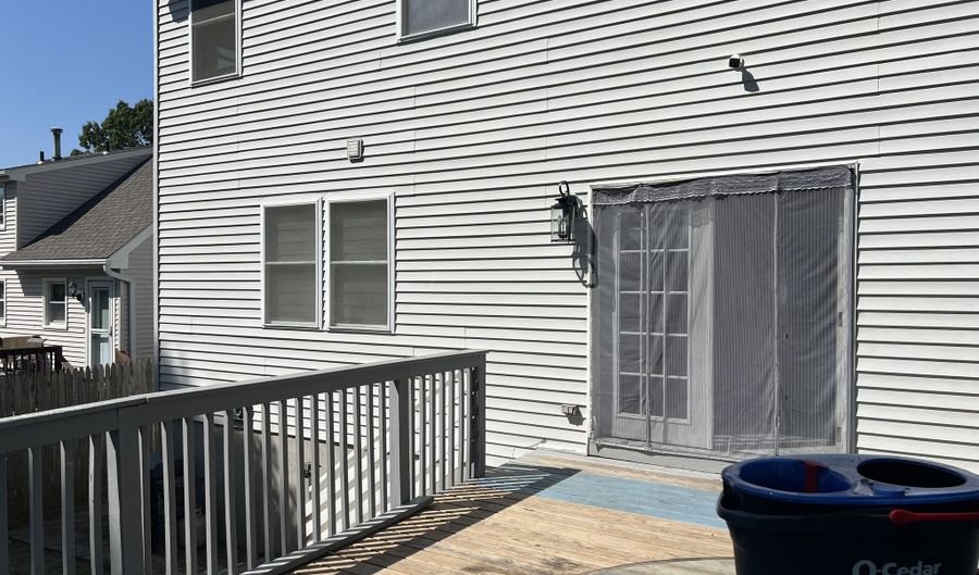 39 Moffitt St, Bridgeport, CT 06606 - 4 Beds, 3 Bath