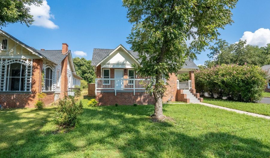 1198 Brentwood Ave, Macon, GA 31204 - 3 Beds, 2 Bath