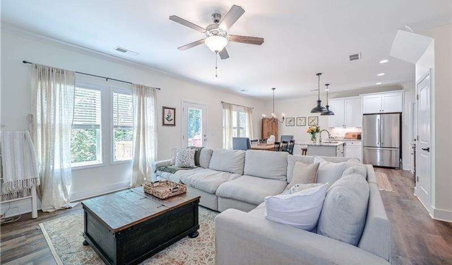 4935 Robinson, Acworth, GA 30101 - 4 Beds, 3 Bath