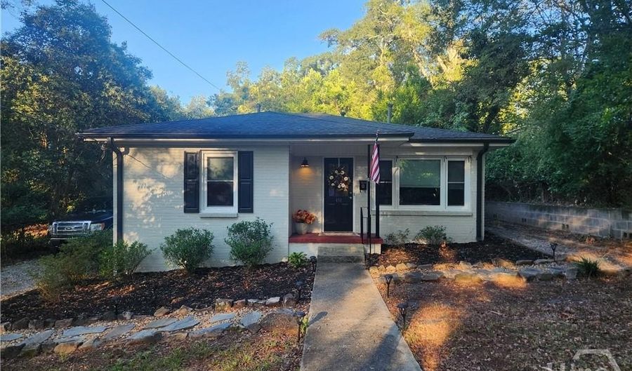 490 Ofarrell St, Athens, GA 30605 - 2 Beds, 1 Bath