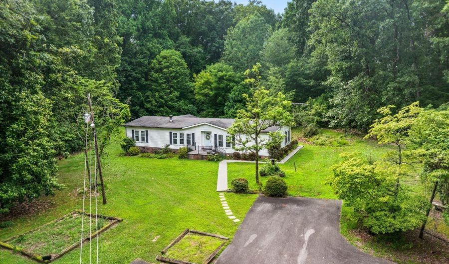 228 County Road 135, Athens, TN 37303 - 3 Beds, 2 Bath
