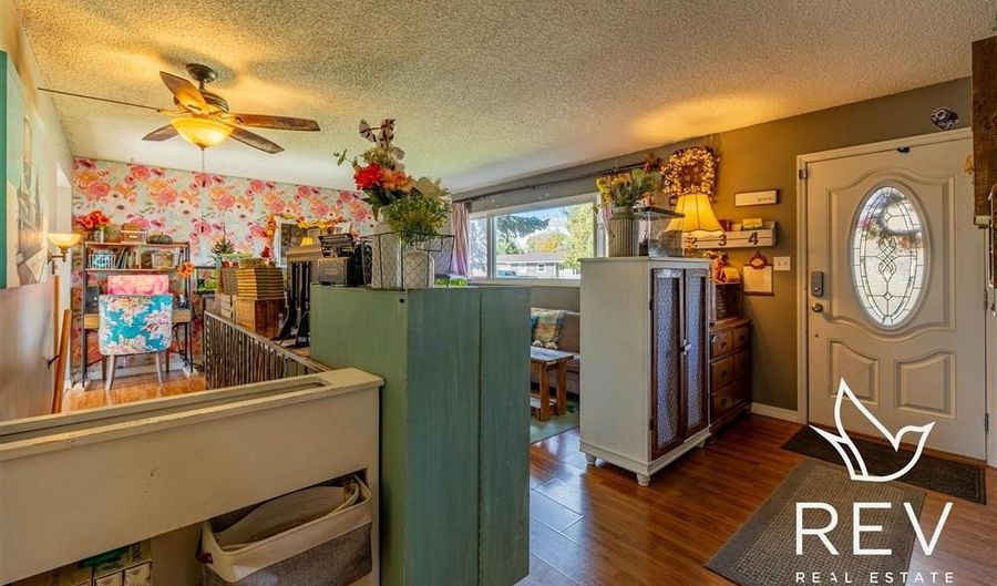 1220 Alpine Ave, Cody, WY 82414 - 5 Beds, 2 Bath