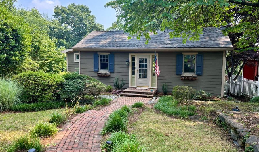 155 RIDGEWAY Cir, Arnold, MD 21012 - 4 Beds, 2 Bath