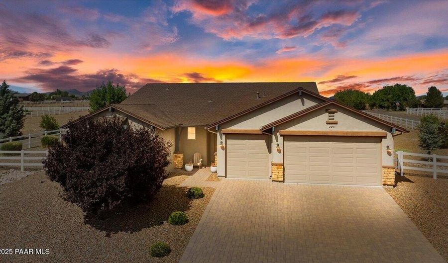 220 Mackenzie Rose Dr, Chino Valley, AZ 86323 - 3 Beds, 2 Bath