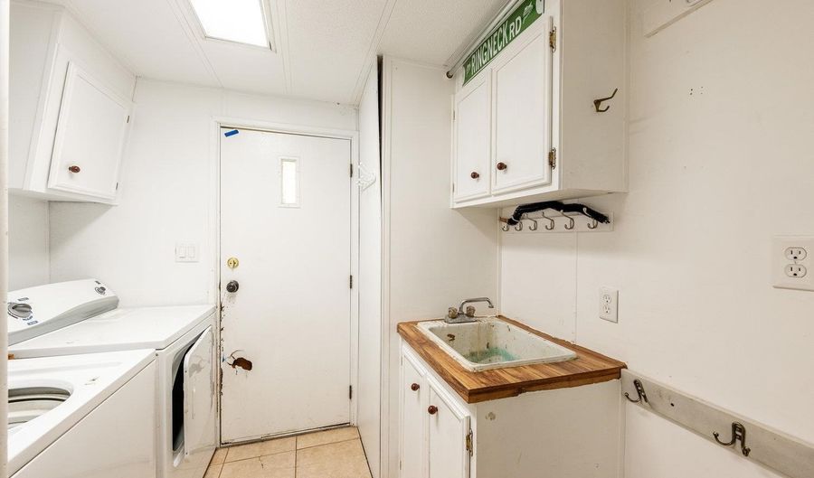 135 Flagstaff, Buffalo, WY 82834 - 3 Beds, 2 Bath