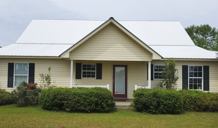 762 Old McLeod Brg, Adrian, GA 31002 - 5 Beds, 3 Bath