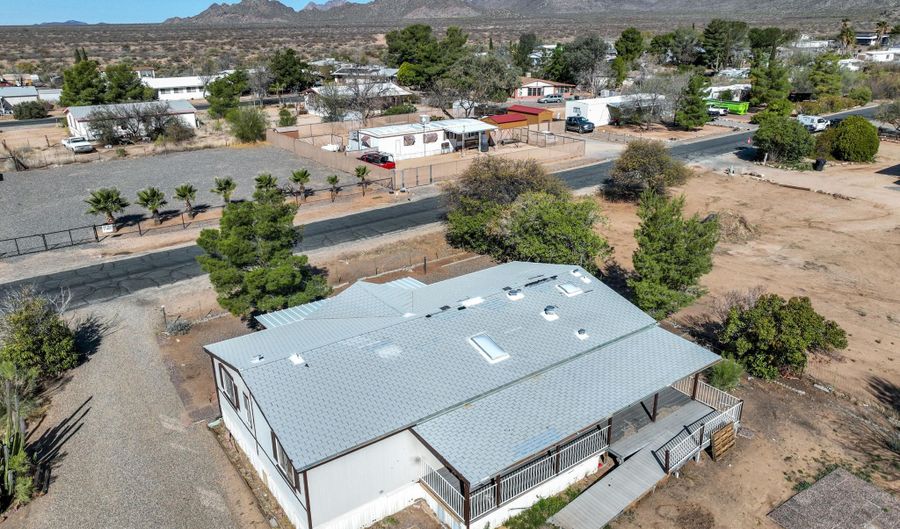 26707 N Hillward St, Congress, AZ 85332 - 3 Beds, 2 Bath