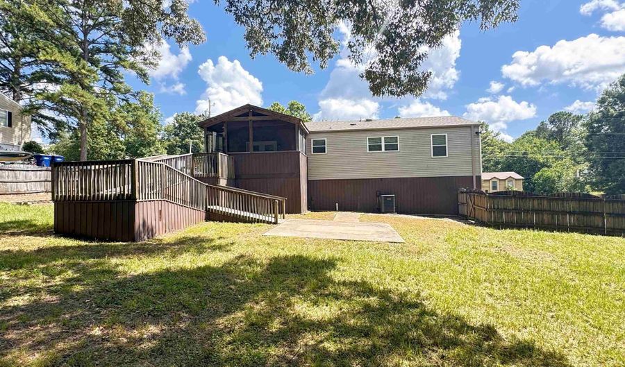 329 WILLOW GLEN Ct, Alabaster, AL 35007 - 3 Beds, 2 Bath