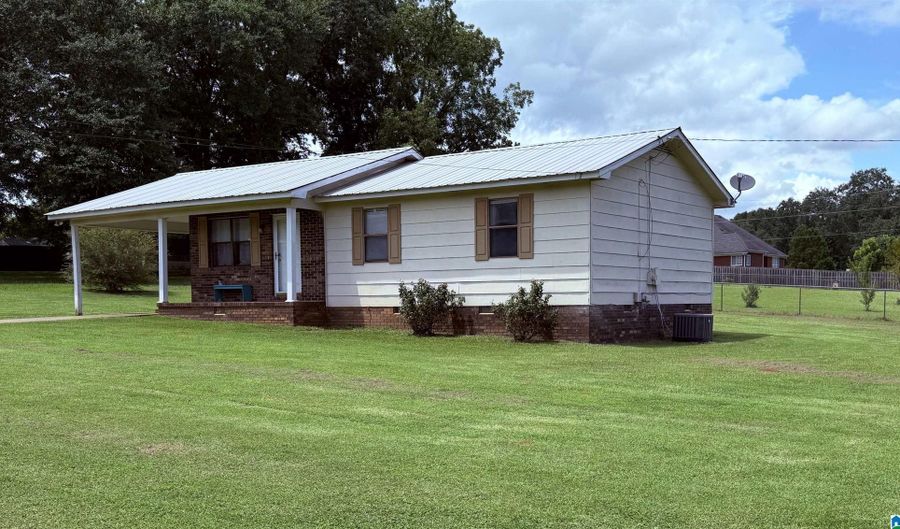 1227 BUCKELEW BRIDGE Rd, Anniston, AL 36207 - 3 Beds, 1 Bath