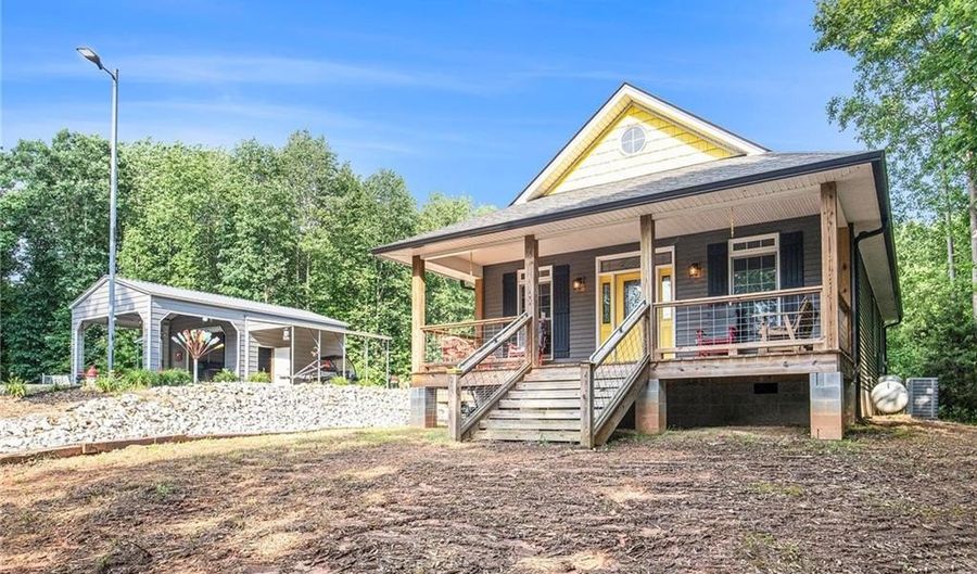 1312 Highway 198, Baldwin, GA 30511 - 2 Beds, 2 Bath