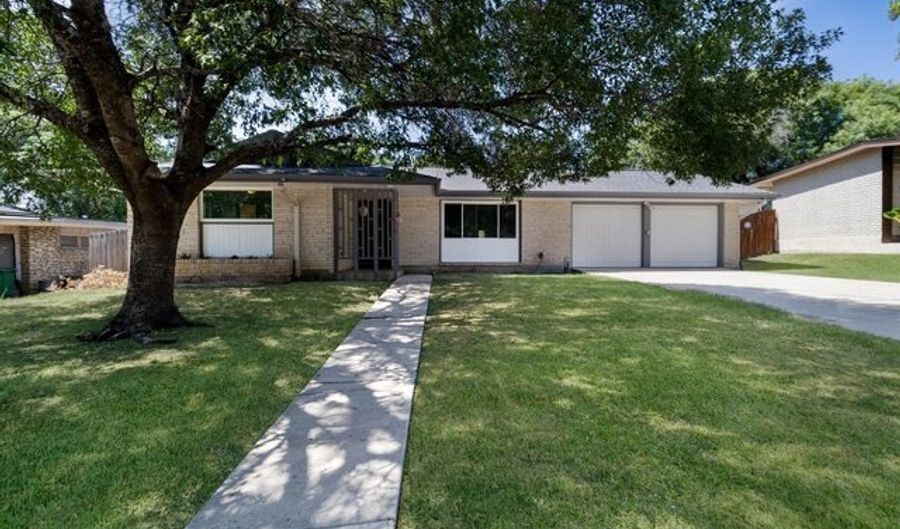 210 Summertime Dr, San Antonio, TX 78216 - 4 Beds, 2 Bath