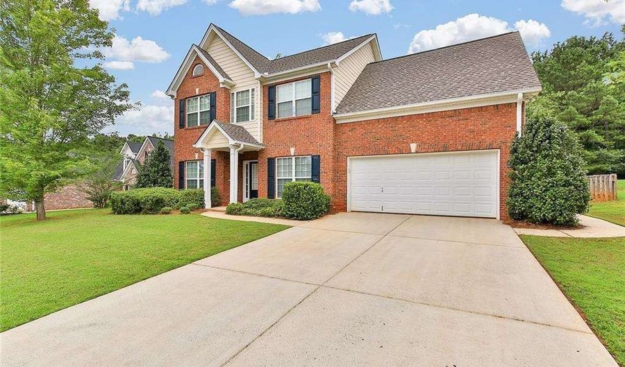 893 Port W Dr, Auburn, GA 30011 - 4 Beds, 3 Bath