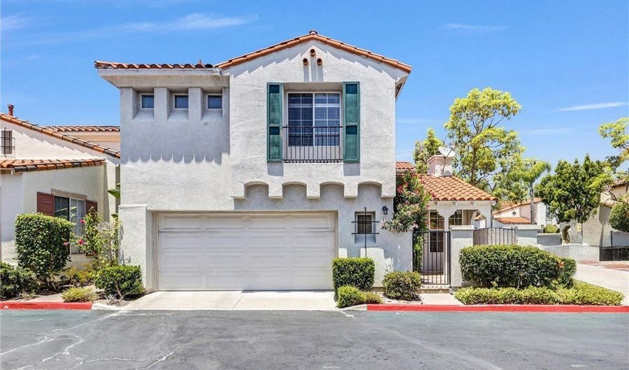 37 Colony Way, Aliso Viejo, CA 92656 - 3 Beds, 3 Bath