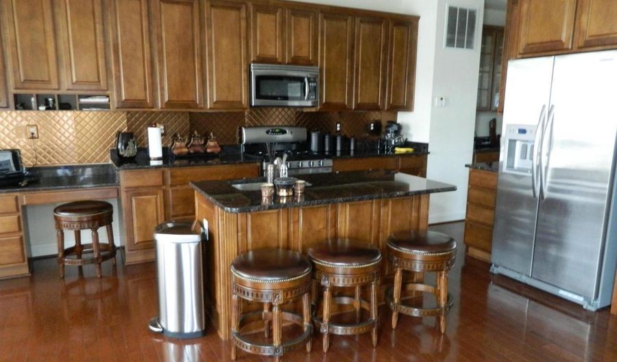 711 PERTHSHIRE Pl 73, Abingdon, MD 21009 - 4 Beds, 4 Bath