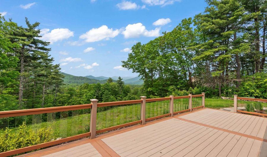 48 Merriman Forest Rd, Bartlett, NH 03812 - 3 Beds, 4 Bath