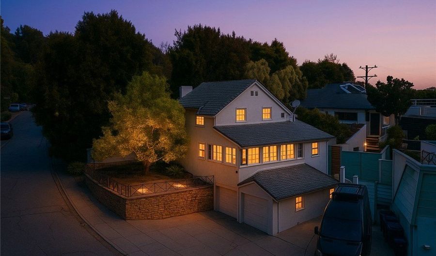 6438 Ivarene Ave, Los Angeles, CA 90068 - 3 Beds, 3 Bath