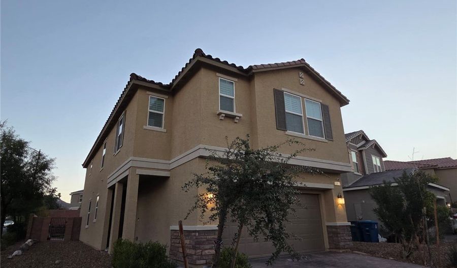 3017 Termini Ave, Henderson, NV 89044 - 5 Beds, 3 Bath