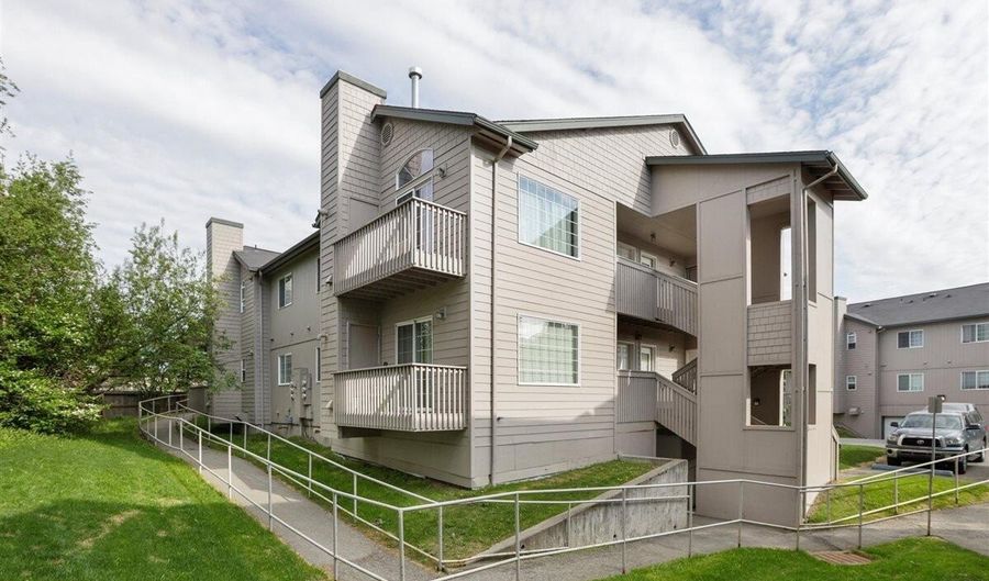 7102 Ambler Ln #4, Anchorage, AK 99504 - 2 Beds, 2 Bath