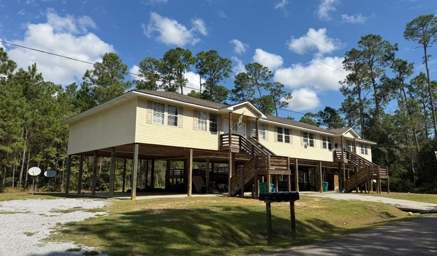 4050 Ninth St, Bay St. Louis, MS 39520 - 12 Beds, 8 Bath