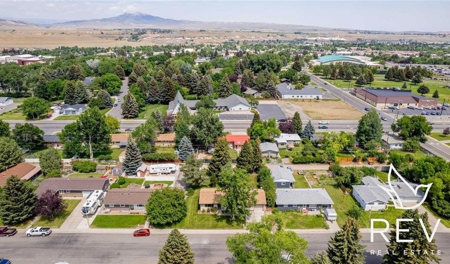 1219 Alpine Ave, Cody, WY 82414 - 3 Beds, 1 Bath