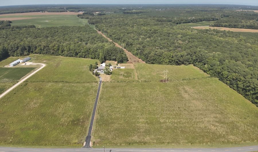 9449 CAREY Rd, Berlin, MD 21811 - 2 Beds, 3 Bath