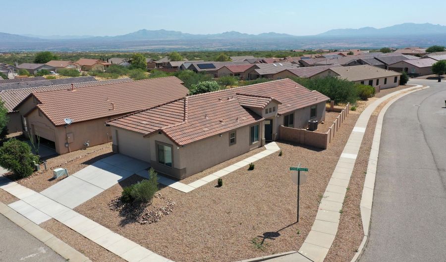 1704 Tenen Pass Dr, Benson, AZ 85602 - 4 Beds, 2 Bath